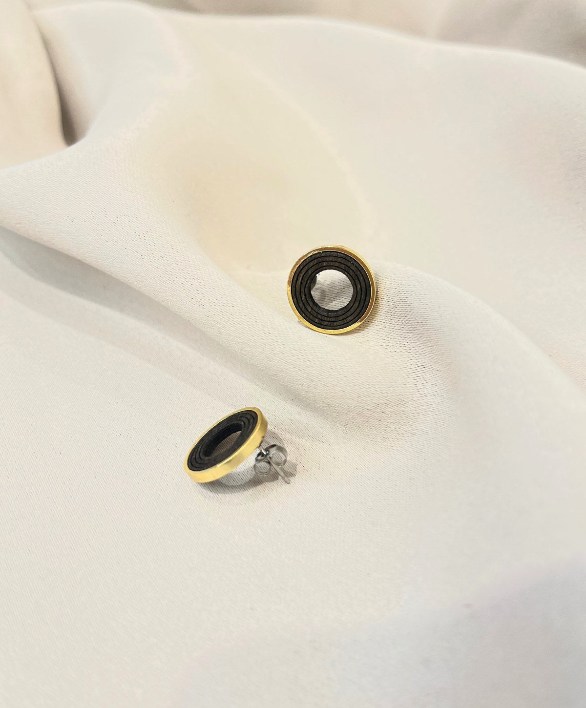 WOODUP - Ørestikker - Brun