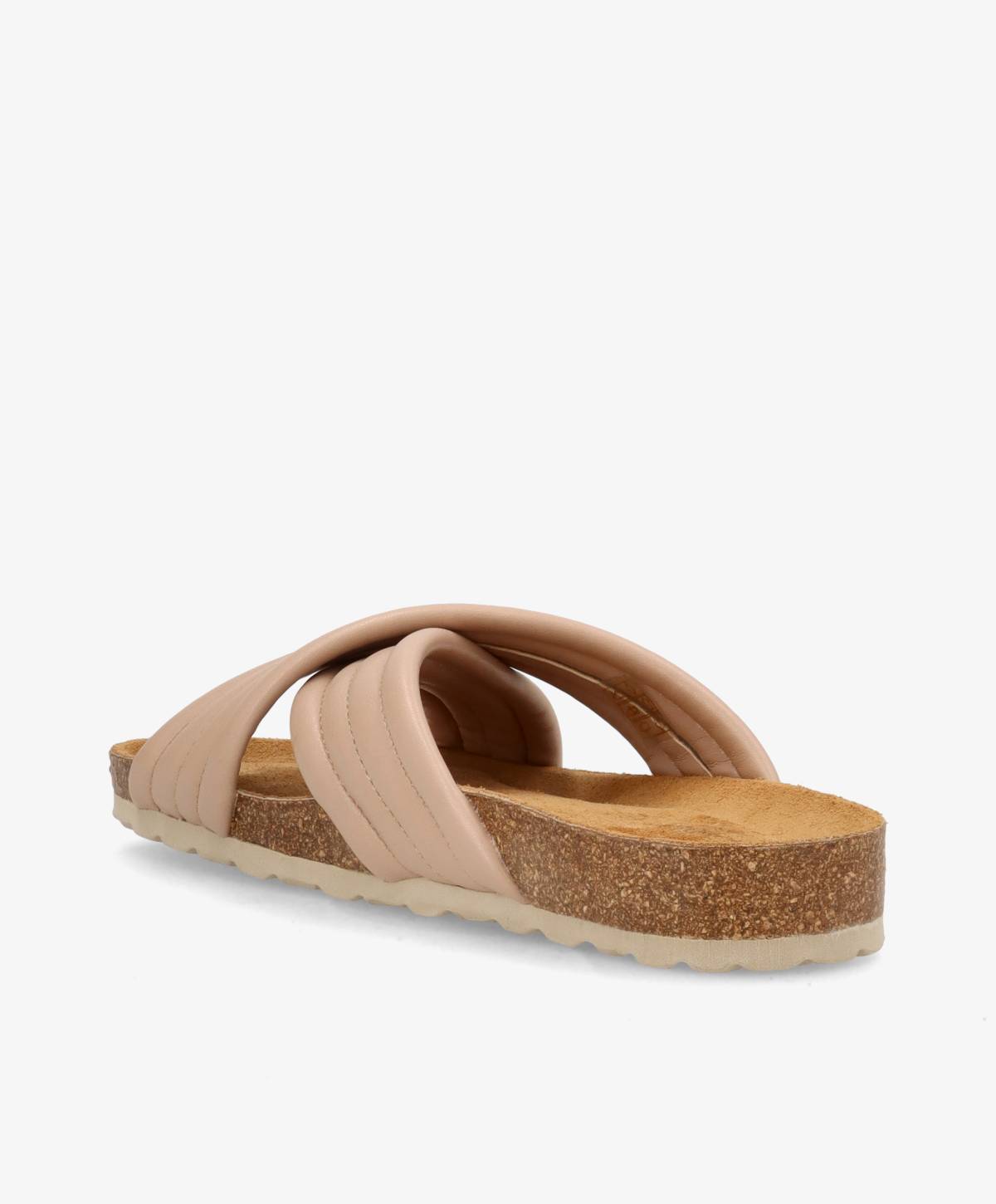 Beige sandal med krydsede stropper og korksål på hvid baggrund.