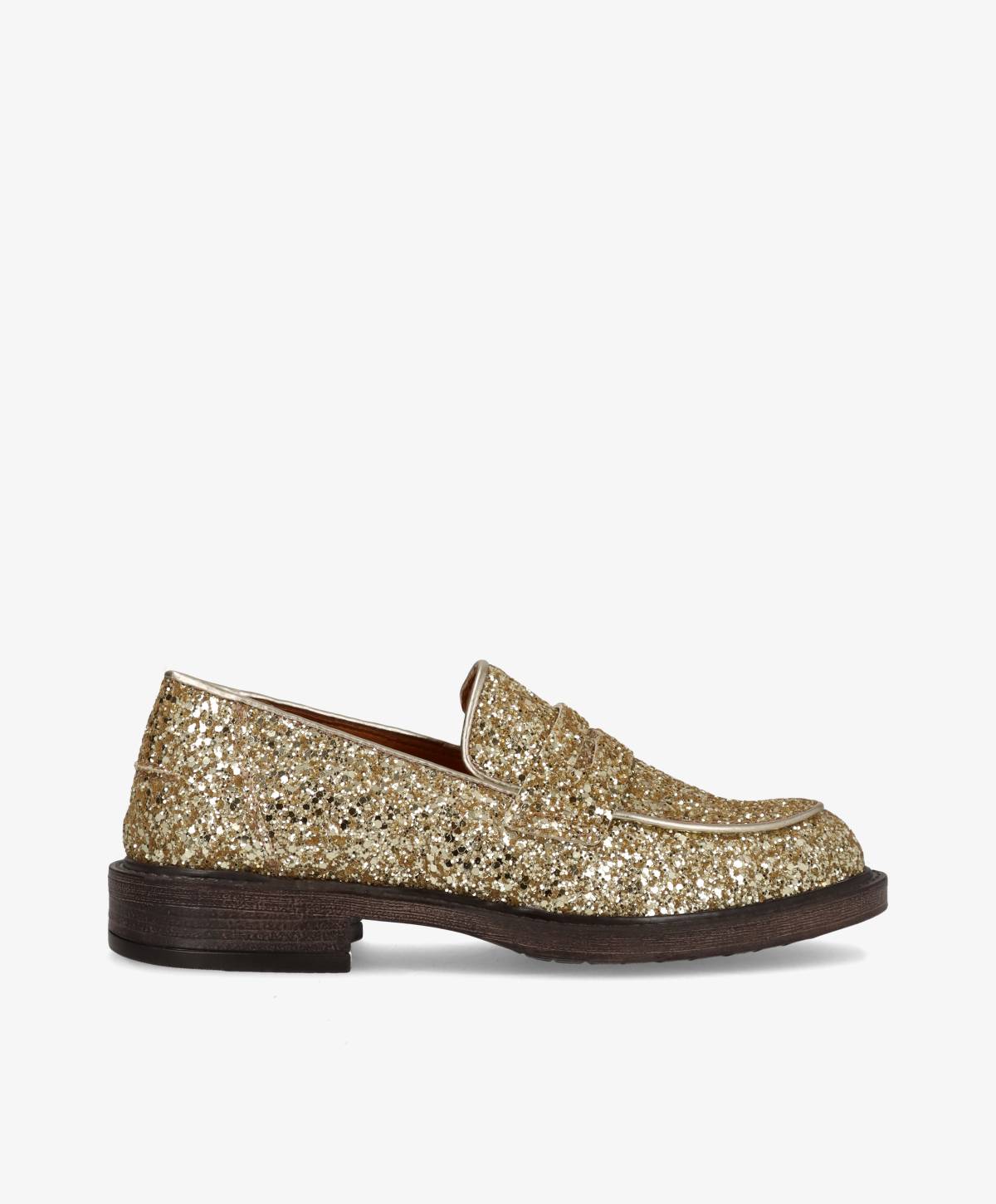 Guld glimmerloafers fra Shoedesign Copenhagen med bund i trælook.