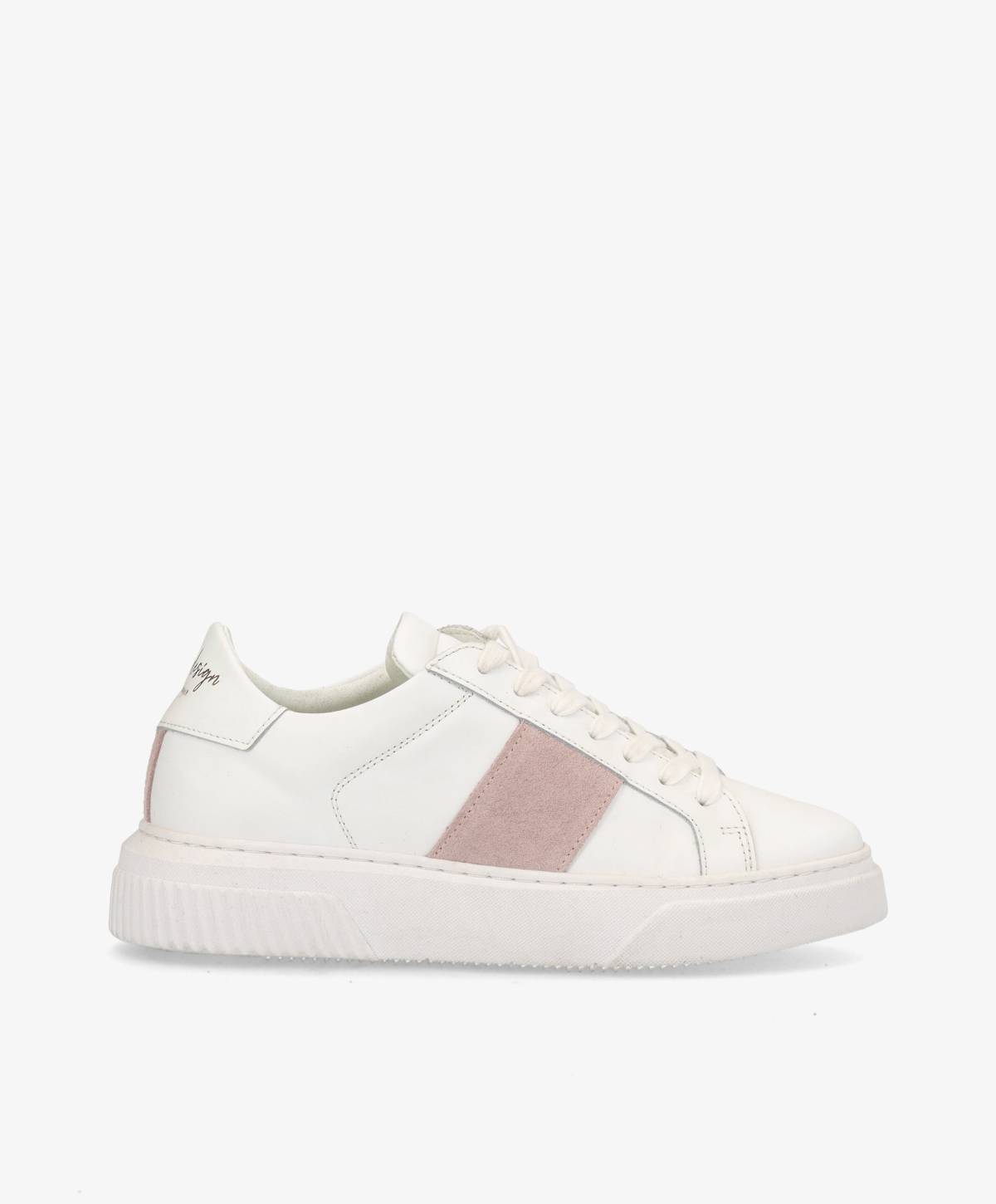 Hvid sneaker med lyserød stribe på siden og hvid sål.