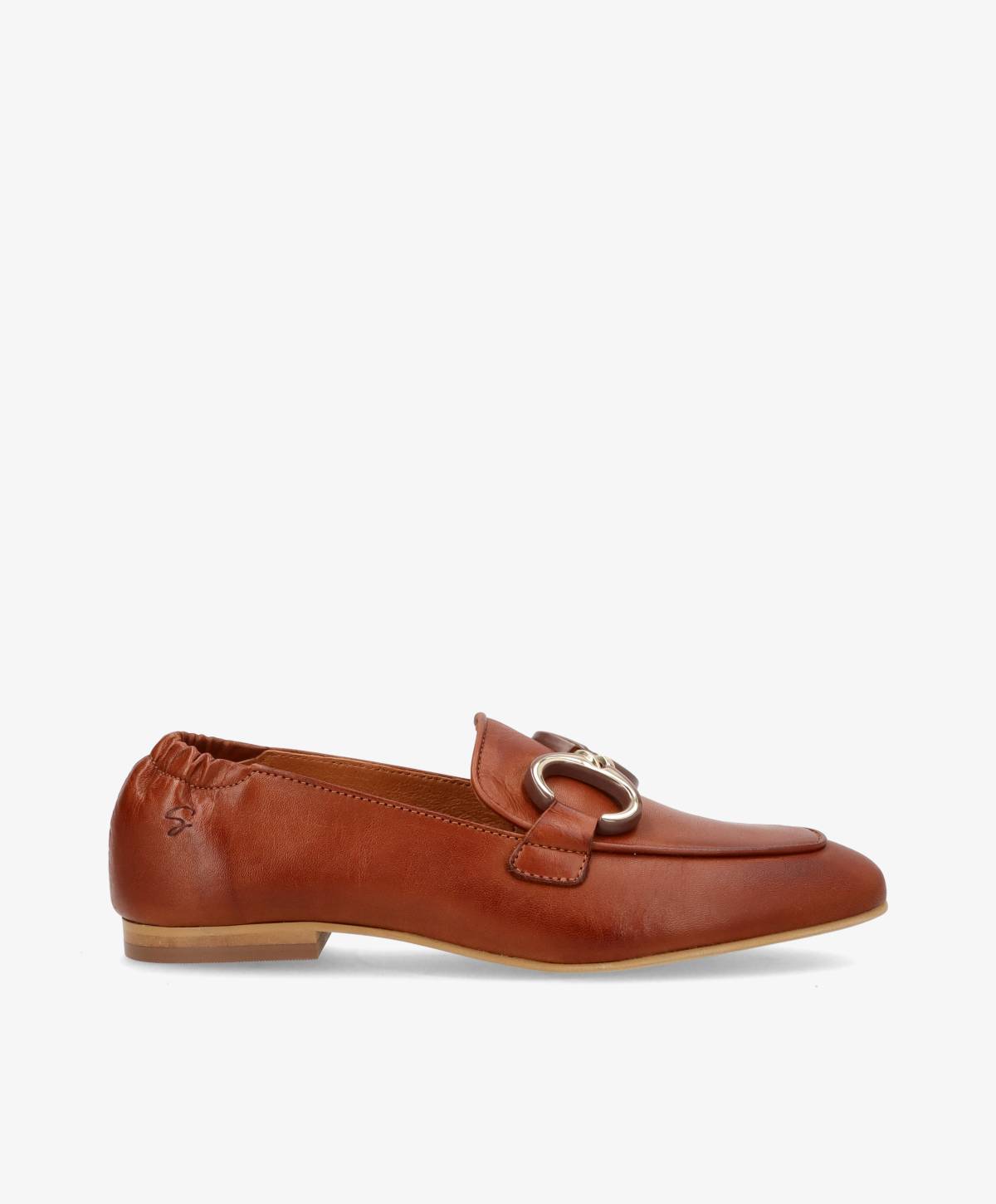 Skindloafers i cognac fra Shoedesign Copenhagen med spænde foran.