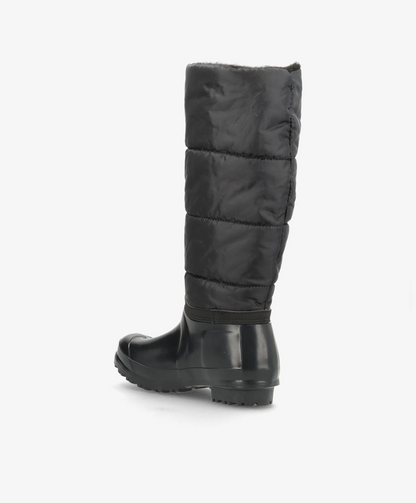 Sort dame-sneakersstøvle med høj skaft og polstret design.