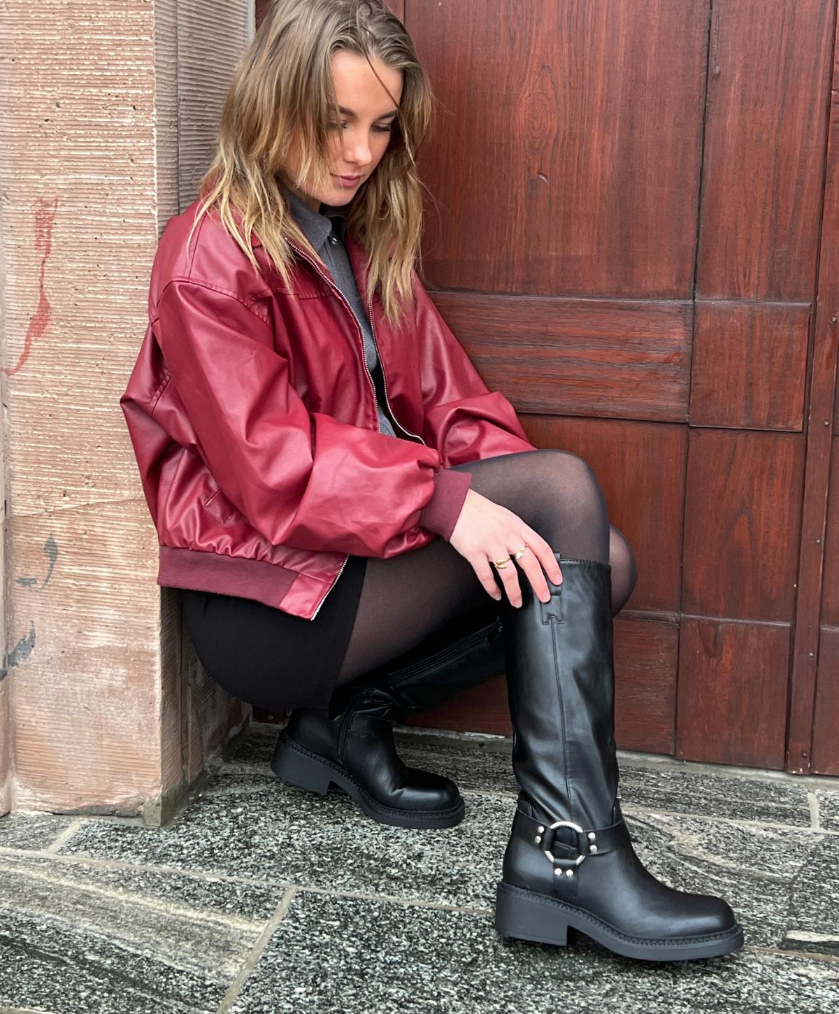 YAS - LQ-137 - støvle lang - Sort