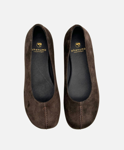 Preorder - lev. uge 39 - WHISBARE S - Mørkebrun Ruskind - Barefoot Ballerina - Dame