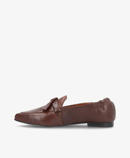 LUMIÉ - Mørkebrun læder - Loafers med spids Dame