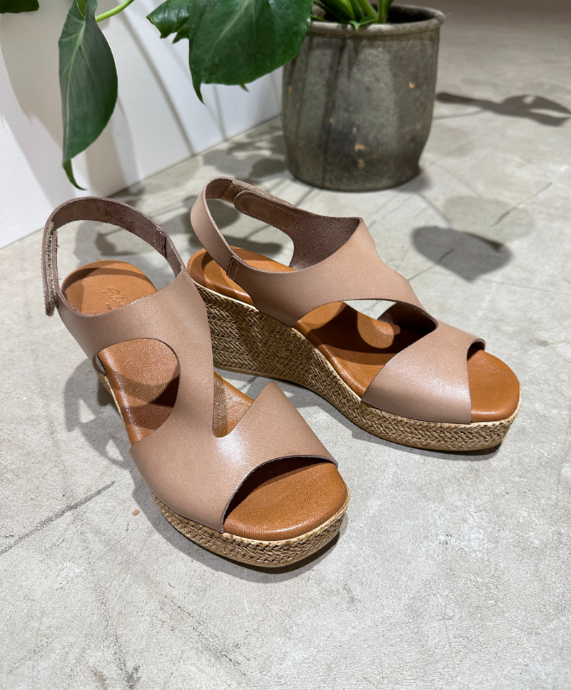 GUNILLA - Sandal - Beige