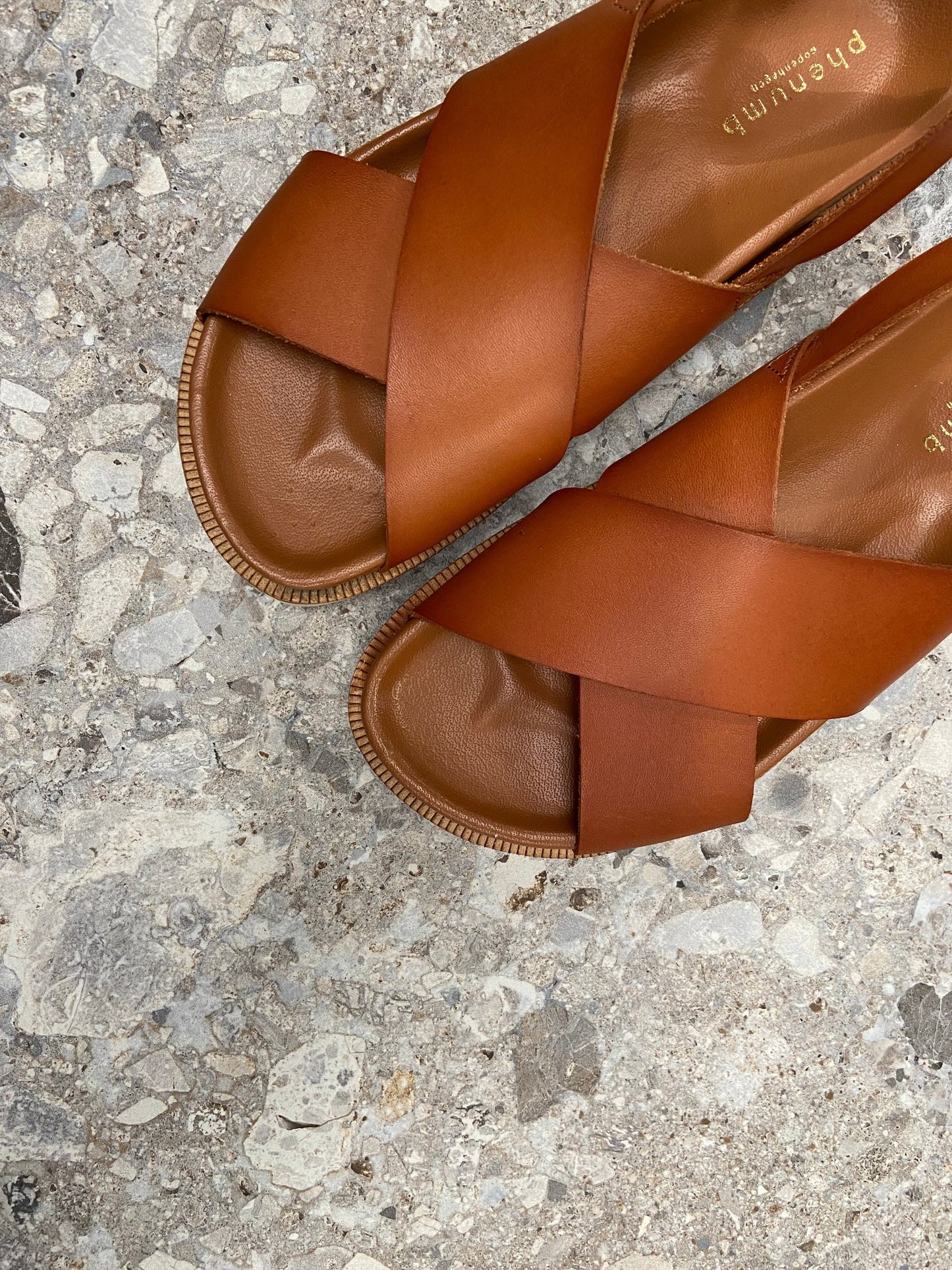 NIKITA - Dame Sandal - Camel - phenumb copenhagen